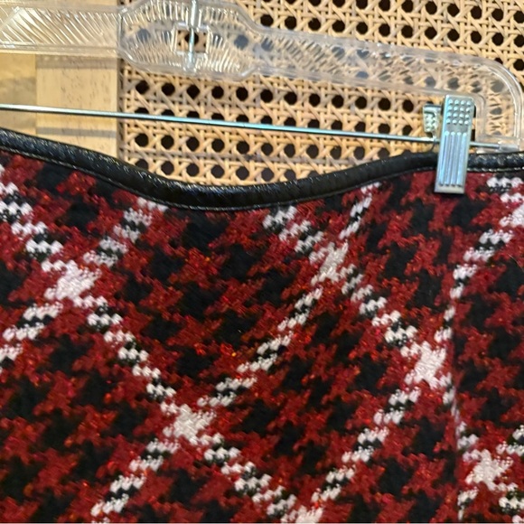 Express 8 Womens Mini Wool Blend Skirt Straight Herringbone Red - Picture 3 of 4